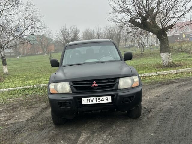 Черный Мицубиси Паджеро, объемом двигателя 3.5 л и пробегом 300 тыс. км за 2800 $, фото 6 на Automoto.ua