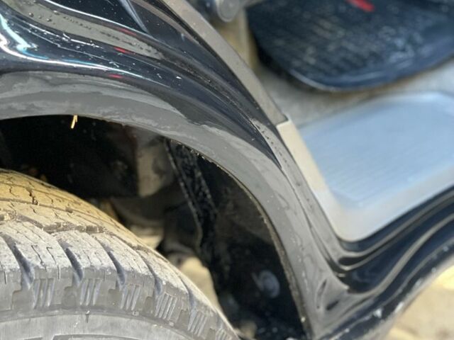 Черный Мицубиси Паджеро, объемом двигателя 3.5 л и пробегом 190 тыс. км за 5899 $, фото 15 на Automoto.ua