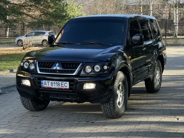 Черный Мицубиси Паджеро, объемом двигателя 3.5 л и пробегом 190 тыс. км за 5899 $, фото 3 на Automoto.ua