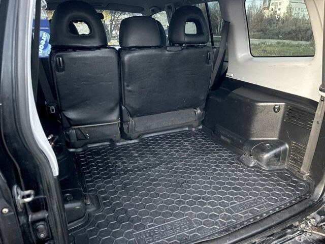 Черный Мицубиси Паджеро, объемом двигателя 3.2 л и пробегом 200 тыс. км за 7800 $, фото 10 на Automoto.ua