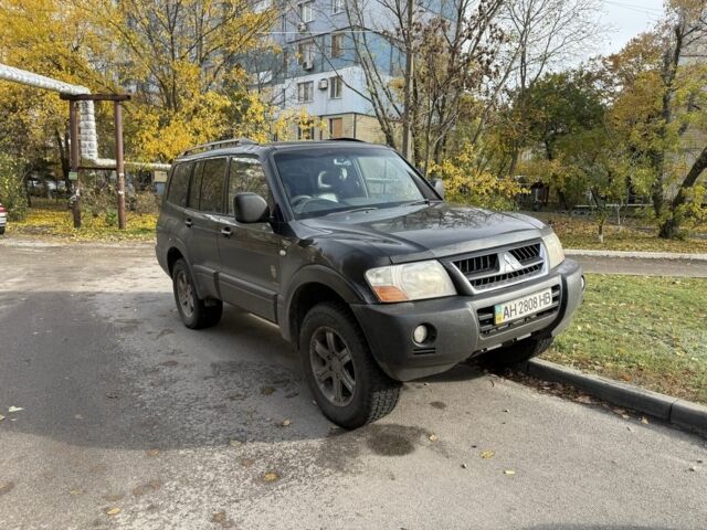 Мицубиси Паджеро 2003 в Днепре (Днепропетровске) на Automoto.ua Черный Мицубиси Паджеро, объемом двигателя 3.2 л и пробегом 290 тыс. км за 4000 $, фото 2 на Automoto.ua