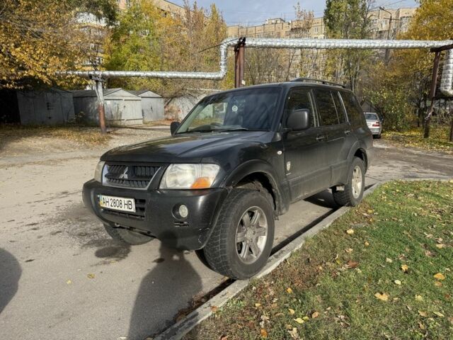 Мицубиси Паджеро 2003 в Днепре (Днепропетровске) на Automoto.ua Черный Мицубиси Паджеро, объемом двигателя 3.2 л и пробегом 290 тыс. км за 4000 $, фото 3 на Automoto.ua