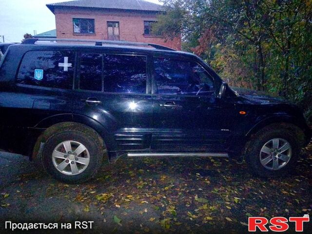 Чорний Міцубісі Паджеро, об'ємом двигуна 3.2 л та пробігом 165 тис. км за 3000 $, фото 1 на Automoto.ua