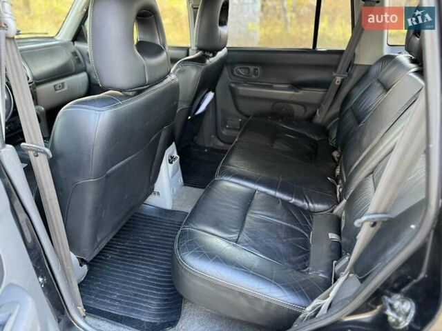 Черный Мицубиси Паджеро, объемом двигателя 3 л и пробегом 293 тыс. км за 4599 $, фото 10 на Automoto.ua