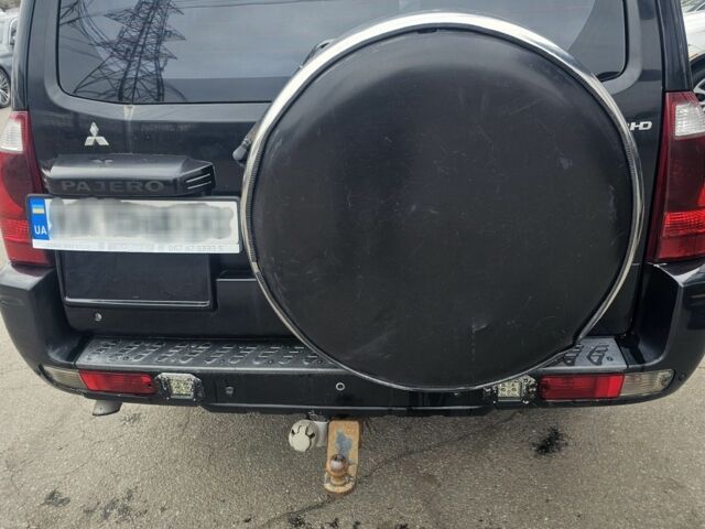 Черный Мицубиси Паджеро, объемом двигателя 0 л и пробегом 474 тыс. км за 8500 $, фото 4 на Automoto.ua