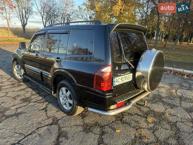Чорний Міцубісі Паджеро, об'ємом двигуна 3.5 л та пробігом 236 тис. км за 6800 $, фото 4 на Automoto.ua