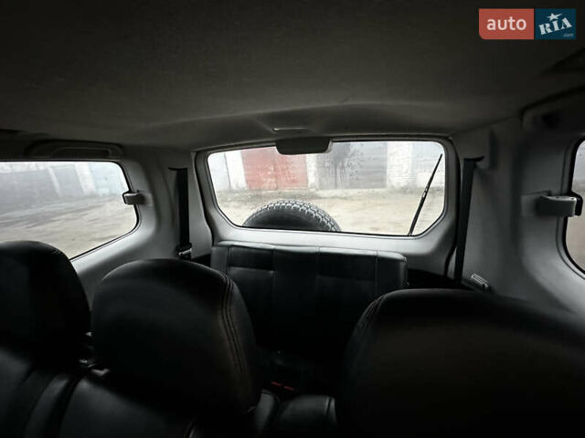 Чорний Міцубісі Паджеро, об'ємом двигуна 2.97 л та пробігом 228 тис. км за 8500 $, фото 4 на Automoto.ua