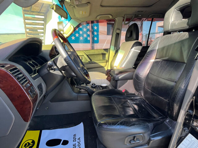 Черный Мицубиси Паджеро, объемом двигателя 3 л и пробегом 287 тыс. км за 8800 $, фото 8 на Automoto.ua