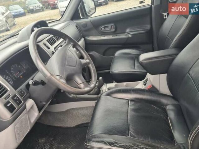 Черный Мицубиси Паджеро, объемом двигателя 3.5 л и пробегом 200 тыс. км за 3700 $, фото 8 на Automoto.ua