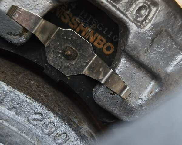 Черный Мицубиси Паджеро, объемом двигателя 3 л и пробегом 268 тыс. км за 8500 $, фото 4 на Automoto.ua