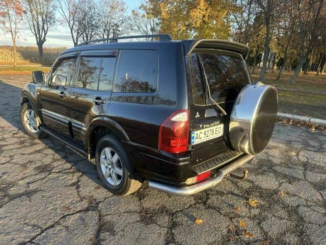 Чорний Міцубісі Паджеро, об'ємом двигуна 3.5 л та пробігом 236 тис. км за 6800 $, фото 4 на Automoto.ua