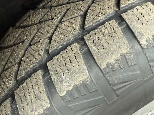 Черный Мицубиси Паджеро, объемом двигателя 0 л и пробегом 250 тыс. км за 3850 $, фото 6 на Automoto.ua