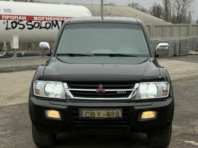 Черный Мицубиси Паджеро, объемом двигателя 0 л и пробегом 250 тыс. км за 3850 $, фото 5 на Automoto.ua