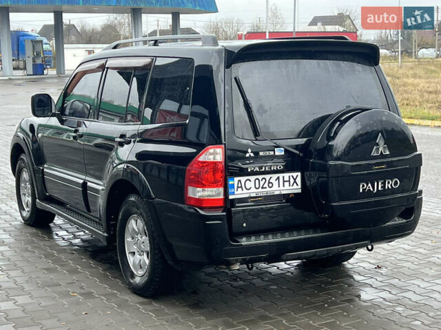 Черный Мицубиси Паджеро, объемом двигателя 2.97 л и пробегом 263 тыс. км за 7200 $, фото 7 на Automoto.ua