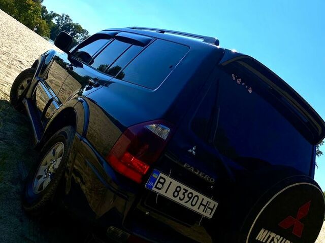 Черный Мицубиси Паджеро, объемом двигателя 3.5 л и пробегом 314 тыс. км за 7247 $, фото 3 на Automoto.ua