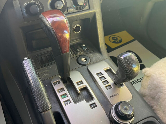 Черный Мицубиси Паджеро, объемом двигателя 3 л и пробегом 287 тыс. км за 8800 $, фото 16 на Automoto.ua