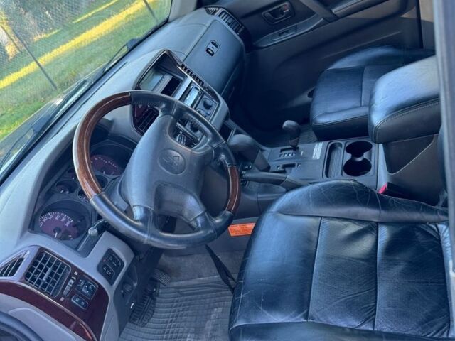 Черный Мицубиси Паджеро, объемом двигателя 3.2 л и пробегом 290 тыс. км за 5650 $, фото 5 на Automoto.ua