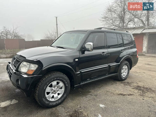 Чорний Міцубісі Паджеро, об'ємом двигуна 2.97 л та пробігом 228 тис. км за 8500 $, фото 10 на Automoto.ua