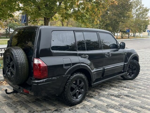 Мицубиси Паджеро 2006 в Николаеве на Automoto.ua Черный Мицубиси Паджеро, объемом двигателя 0 л и пробегом 266 тыс. км за 4999 $, фото 18 на Automoto.ua