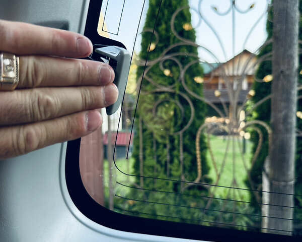 Черный Мицубиси Паджеро, объемом двигателя 3.2 л и пробегом 230 тыс. км за 10800 $, фото 58 на Automoto.ua