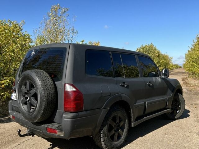 Мицубиси Паджеро 2006 в Николаеве на Automoto.ua Черный Мицубиси Паджеро, объемом двигателя 0 л и пробегом 266 тыс. км за 4999 $, фото 13 на Automoto.ua