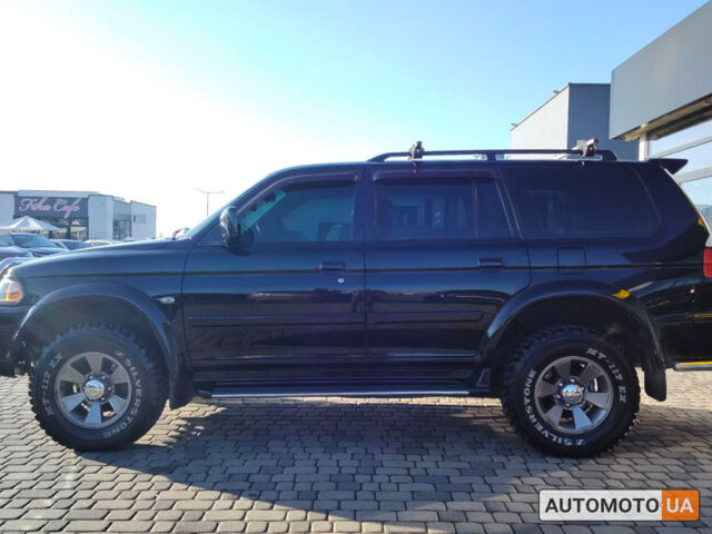 Чорний Міцубісі Паджеро, об'ємом двигуна 3 л та пробігом 270 тис. км за 10600 $, фото 3 на Automoto.ua