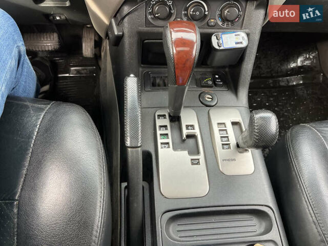 Черный Мицубиси Паджеро, объемом двигателя 2.97 л и пробегом 379 тыс. км за 8500 $, фото 9 на Automoto.ua