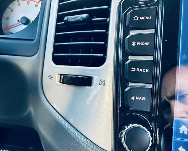 Черный Мицубиси Паджеро, объемом двигателя 3.2 л и пробегом 230 тыс. км за 10800 $, фото 82 на Automoto.ua