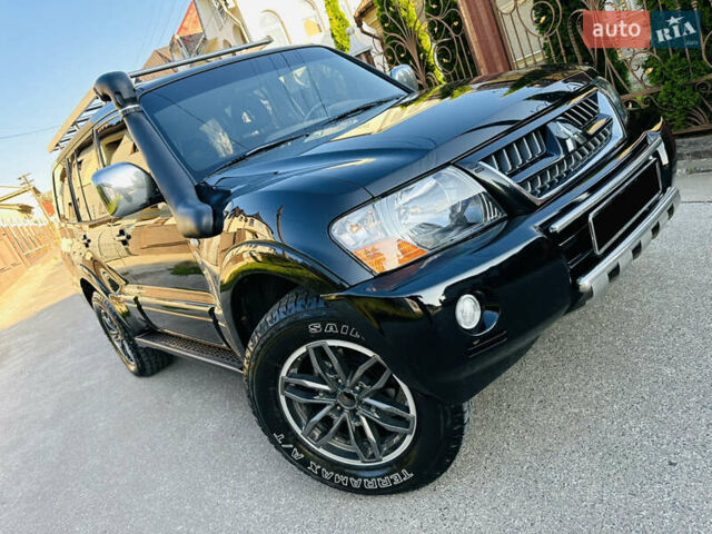 Черный Мицубиси Паджеро, объемом двигателя 3.2 л и пробегом 230 тыс. км за 10800 $, фото 117 на Automoto.ua