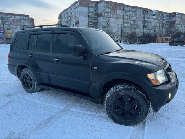 Чорний Міцубісі Паджеро, об'ємом двигуна 3.2 л та пробігом 360 тис. км за 7900 $, фото 1 на Automoto.ua