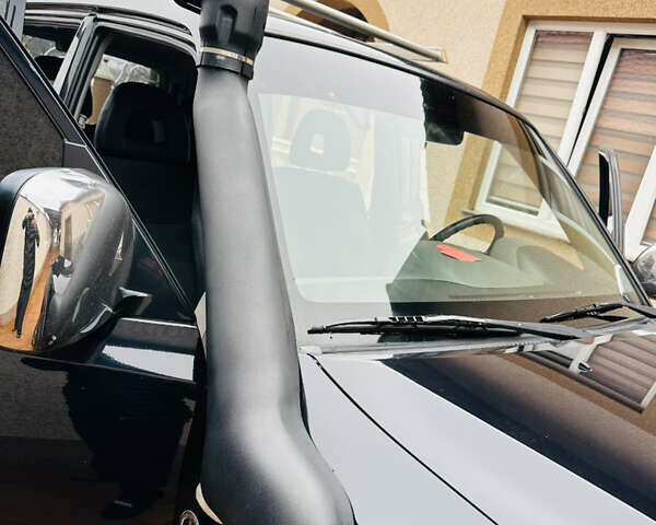 Черный Мицубиси Паджеро, объемом двигателя 3.2 л и пробегом 230 тыс. км за 10800 $, фото 20 на Automoto.ua