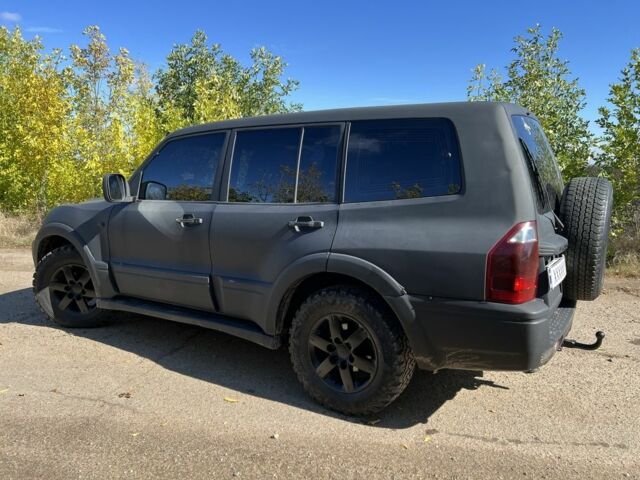 Мицубиси Паджеро 2006 в Николаеве на Automoto.ua Черный Мицубиси Паджеро, объемом двигателя 0 л и пробегом 266 тыс. км за 4999 $, фото 14 на Automoto.ua