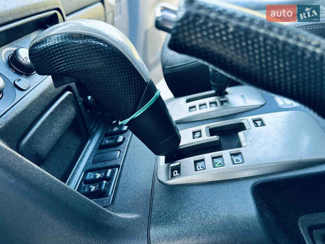 Черный Мицубиси Паджеро, объемом двигателя 3.2 л и пробегом 230 тыс. км за 10800 $, фото 45 на Automoto.ua