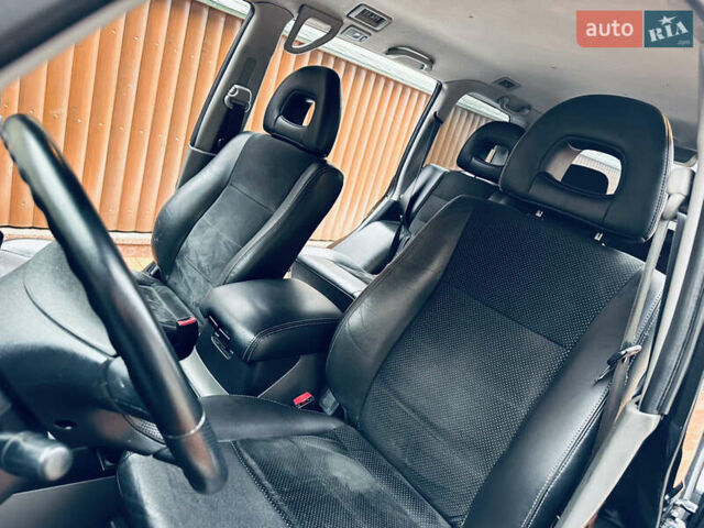 Черный Мицубиси Паджеро, объемом двигателя 3.2 л и пробегом 230 тыс. км за 10800 $, фото 121 на Automoto.ua