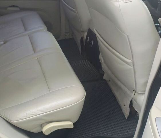 Черный Мицубиси Паджеро, объемом двигателя 3.83 л и пробегом 279 тыс. км за 12300 $, фото 6 на Automoto.ua