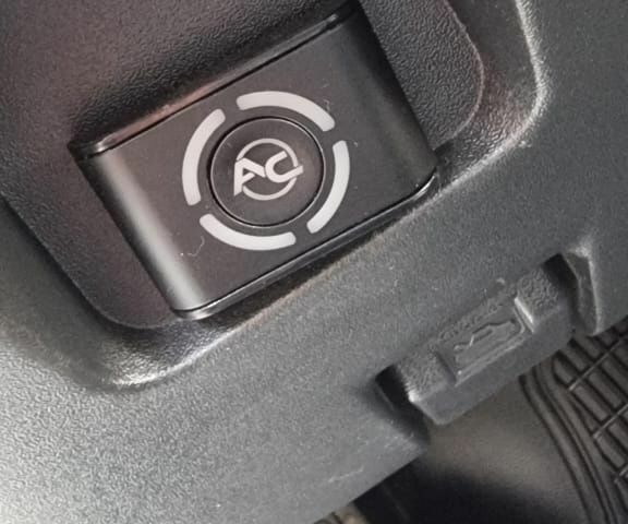 Чорний Міцубісі Паджеро, об'ємом двигуна 3 л та пробігом 315 тис. км за 7850 $, фото 15 на Automoto.ua