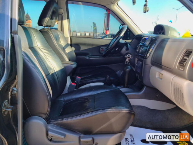 Чорний Міцубісі Паджеро, об'ємом двигуна 3 л та пробігом 270 тис. км за 10600 $, фото 20 на Automoto.ua