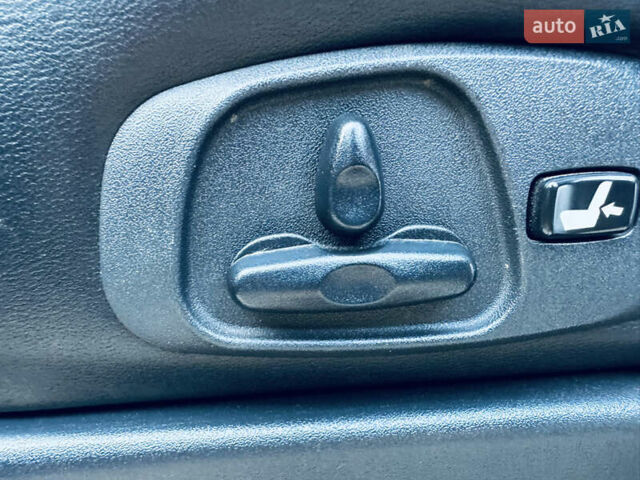 Черный Мицубиси Паджеро, объемом двигателя 3.2 л и пробегом 230 тыс. км за 10800 $, фото 159 на Automoto.ua