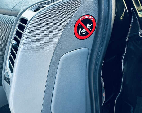 Черный Мицубиси Паджеро, объемом двигателя 3.2 л и пробегом 230 тыс. км за 10800 $, фото 65 на Automoto.ua