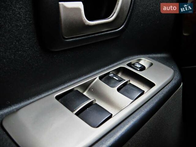 Черный Мицубиси Паджеро, объемом двигателя 2.97 л и пробегом 317 тыс. км за 7500 $, фото 6 на Automoto.ua