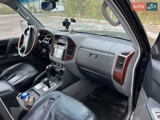 Черный Мицубиси Паджеро, объемом двигателя 2.97 л и пробегом 379 тыс. км за 8500 $, фото 8 на Automoto.ua