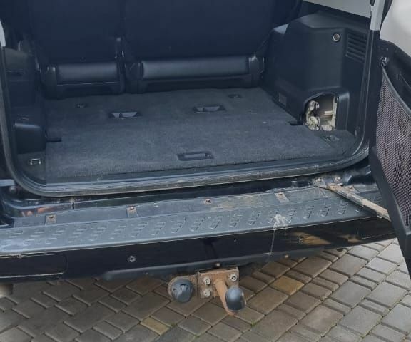 Чорний Міцубісі Паджеро, об'ємом двигуна 3 л та пробігом 315 тис. км за 7850 $, фото 23 на Automoto.ua