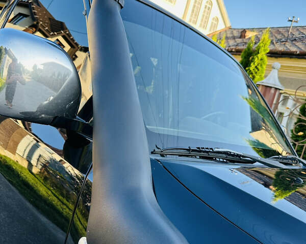 Черный Мицубиси Паджеро, объемом двигателя 3.2 л и пробегом 230 тыс. км за 10800 $, фото 110 на Automoto.ua