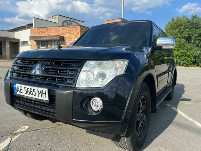 Чорний Міцубісі Паджеро, об'ємом двигуна 3 л та пробігом 219 тис. км за 11500 $, фото 6 на Automoto.ua