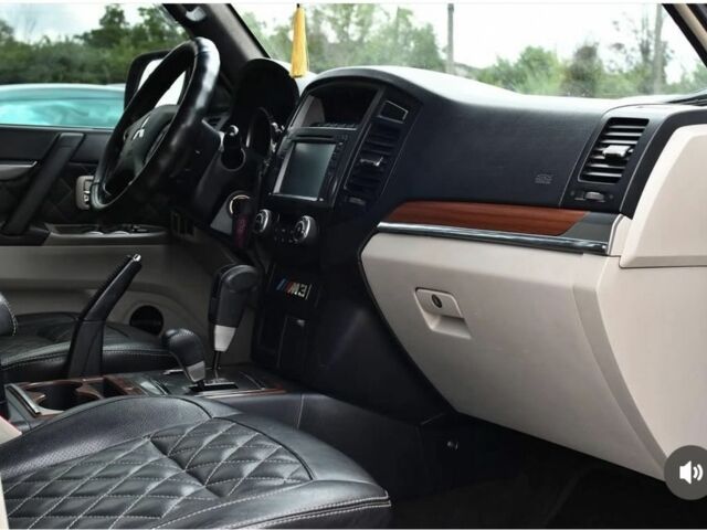 Черный Мицубиси Паджеро, объемом двигателя 0 л и пробегом 165 тыс. км за 11500 $, фото 5 на Automoto.ua