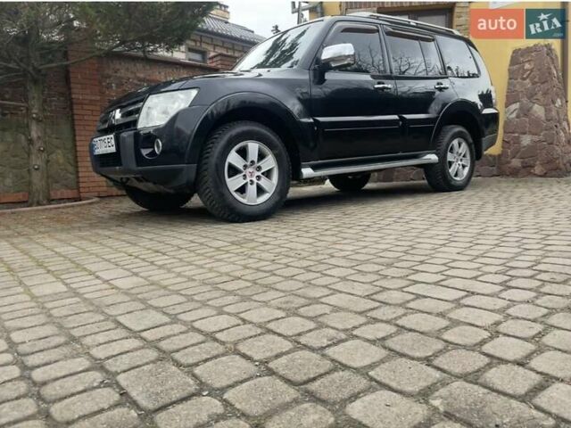 Чорний Міцубісі Паджеро, об'ємом двигуна 3 л та пробігом 260 тис. км за 10800 $, фото 18 на Automoto.ua