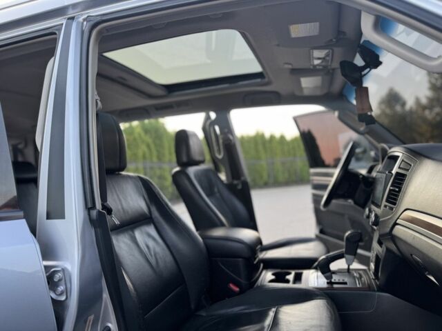 Черный Мицубиси Паджеро, объемом двигателя 2.4 л и пробегом 282 тыс. км за 13000 $, фото 14 на Automoto.ua