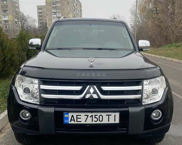Черный Мицубиси Паджеро, объемом двигателя 2.97 л и пробегом 122 тыс. км за 12500 $, фото 1 на Automoto.ua