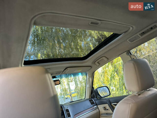 Чорний Міцубісі Паджеро, об'ємом двигуна 3.8 л та пробігом 216 тис. км за 8000 $, фото 30 на Automoto.ua