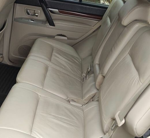 Черный Мицубиси Паджеро, объемом двигателя 3 л и пробегом 262 тыс. км за 10900 $, фото 6 на Automoto.ua